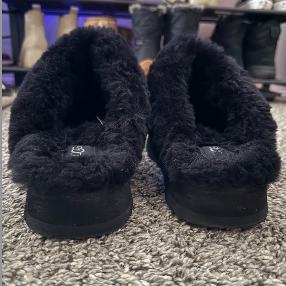 UGG® Women's Disquette Slippers - Picture 5 of 8